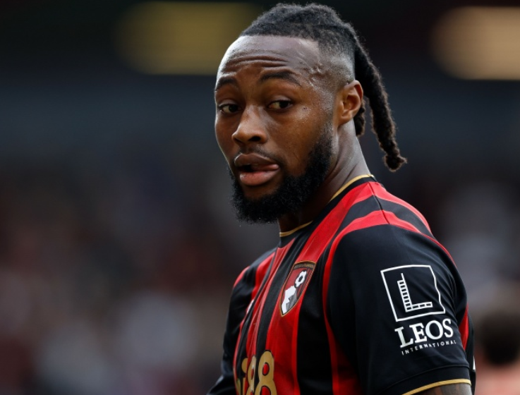 曼城冬窗轉會動態(tài)：引援、出售與租借的多面布局